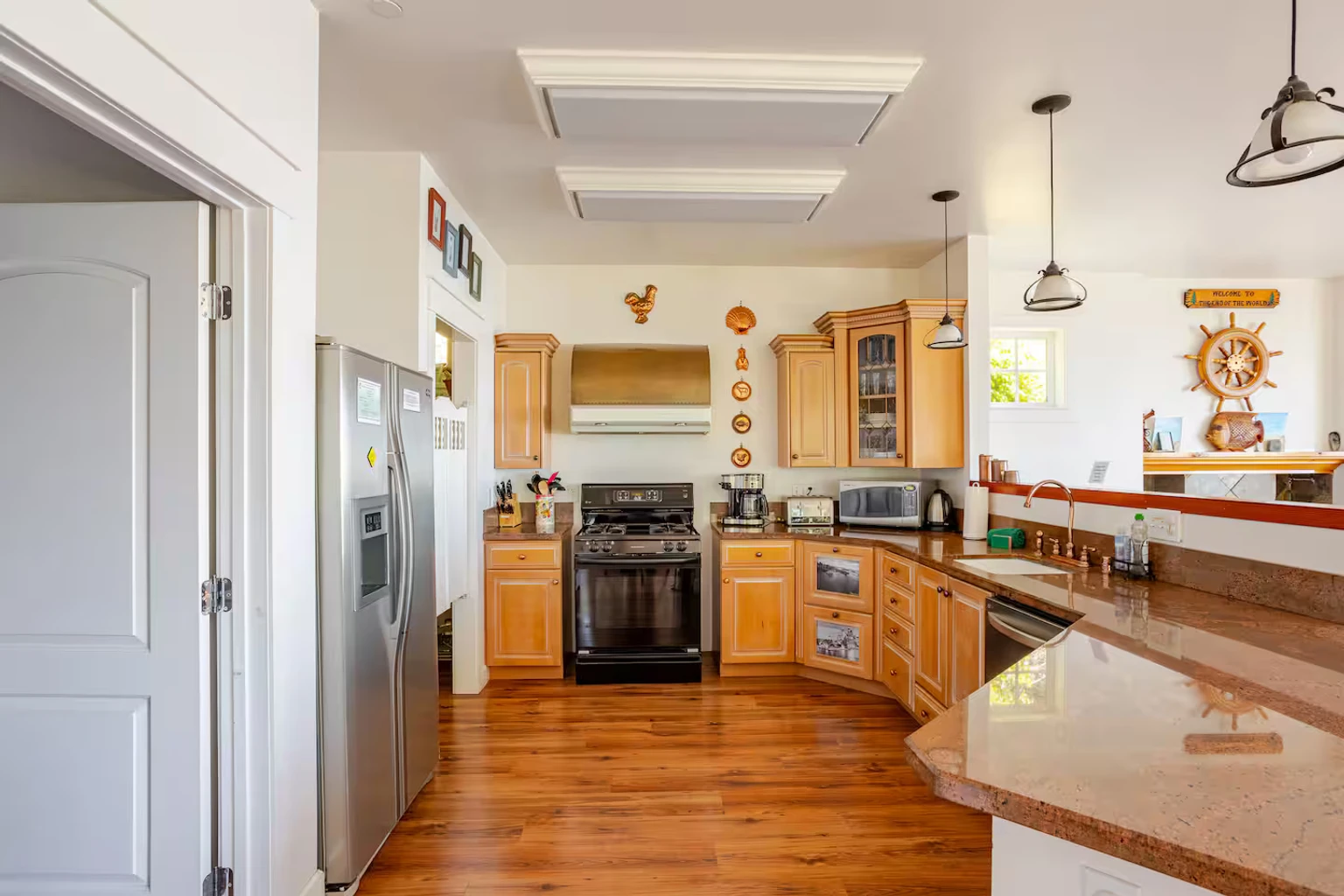 Clark’s Cove kitchen